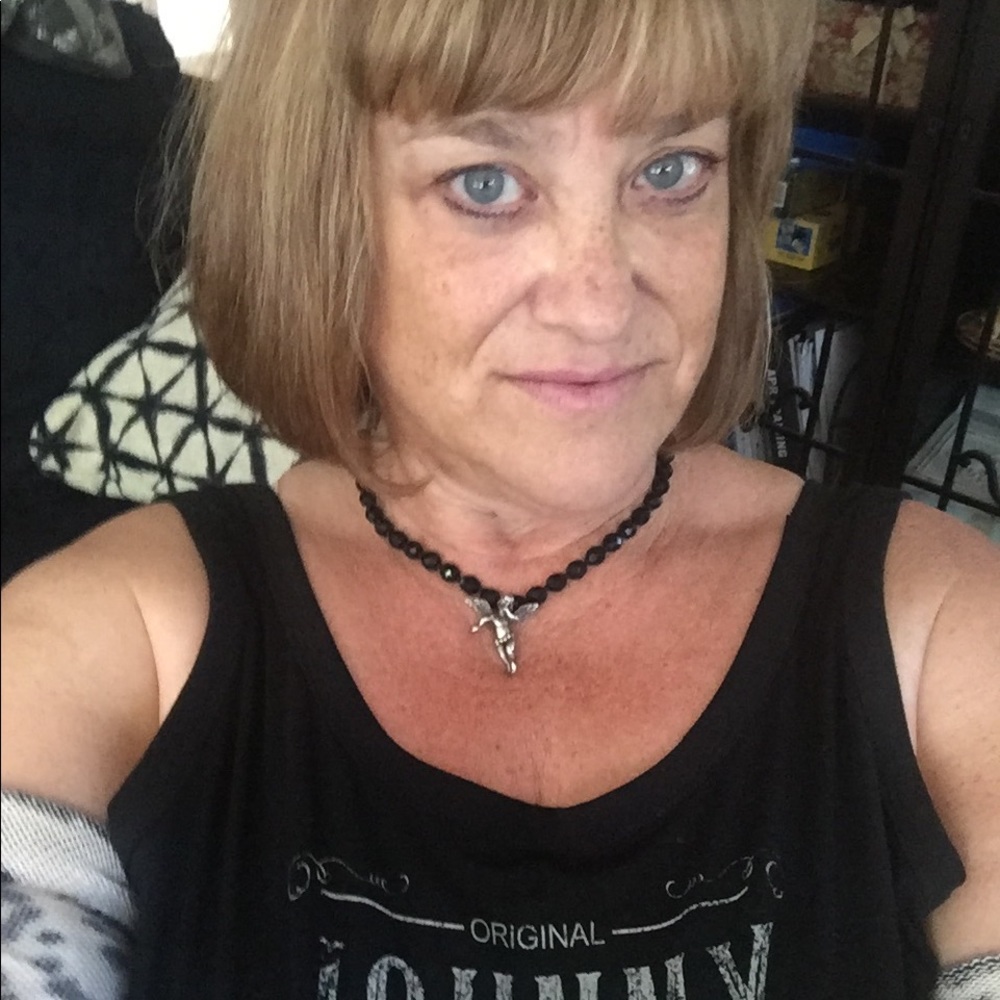 Meet your Posher, Nancy